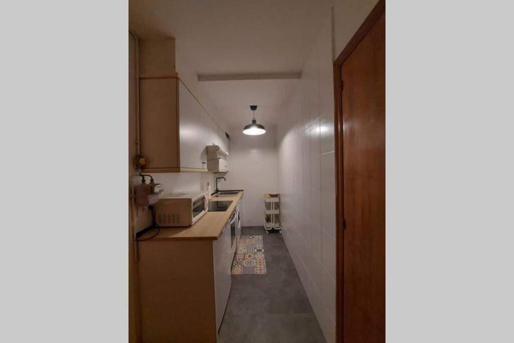 Casa Bihotz - Bonito Y Centrico Apartamento Con Garaje En Sallent 萨连特加列戈 外观 照片